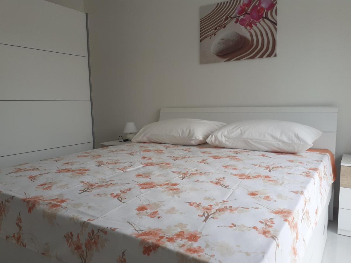 Apartmani Miletic Jelsa  Kültér fotó