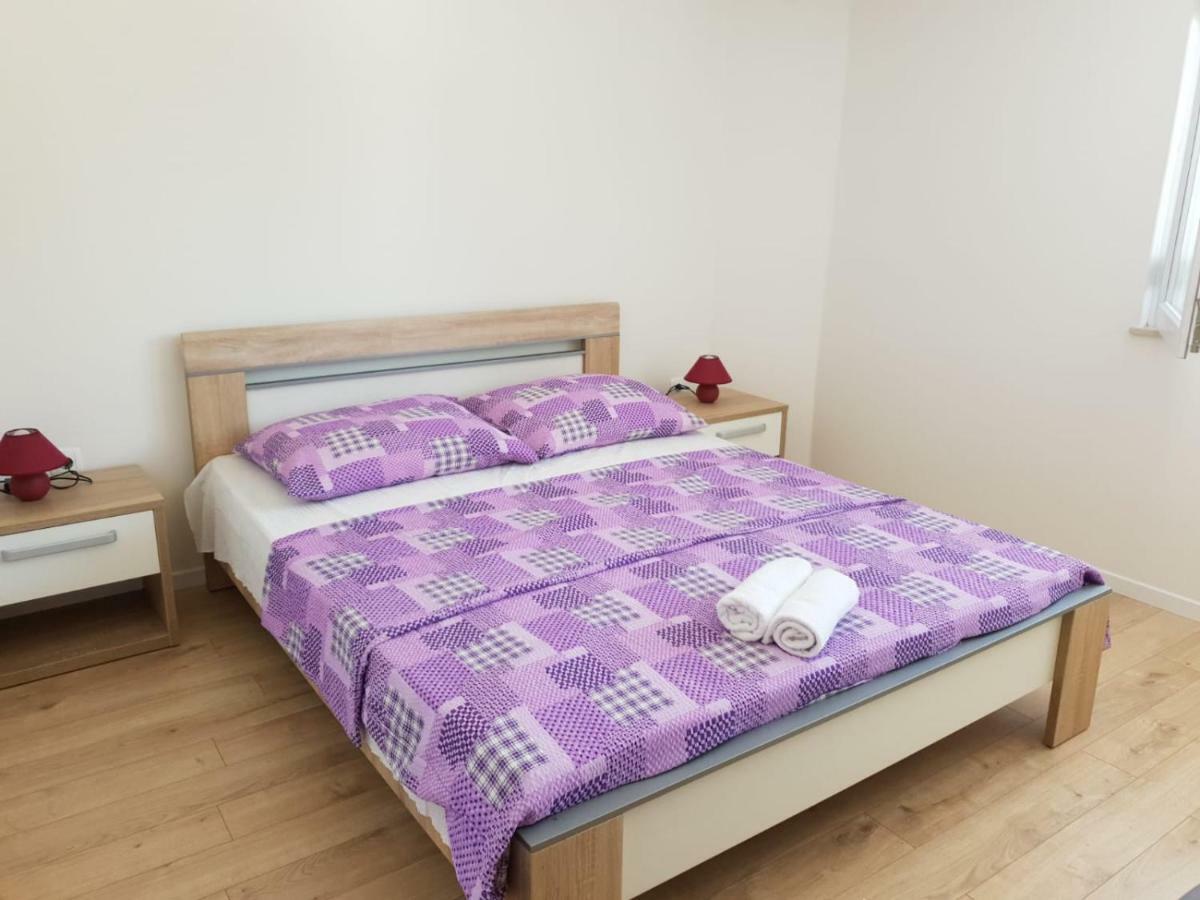 Apartmani Miletic Jelsa  Kültér fotó
